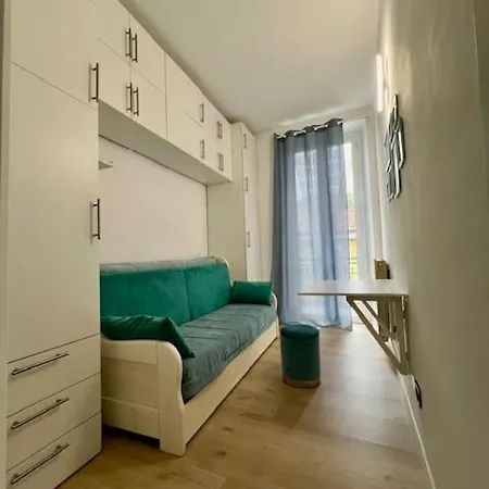 Apartment Little Sunny House *