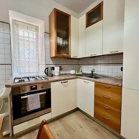 Apartment Little Sunny House Sanremo